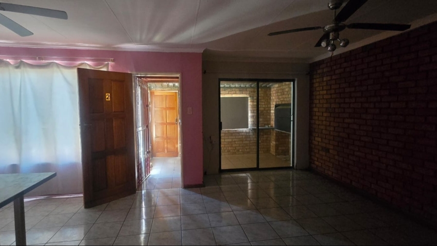 2 Bedroom Property for Sale in Koffiefontein Free State